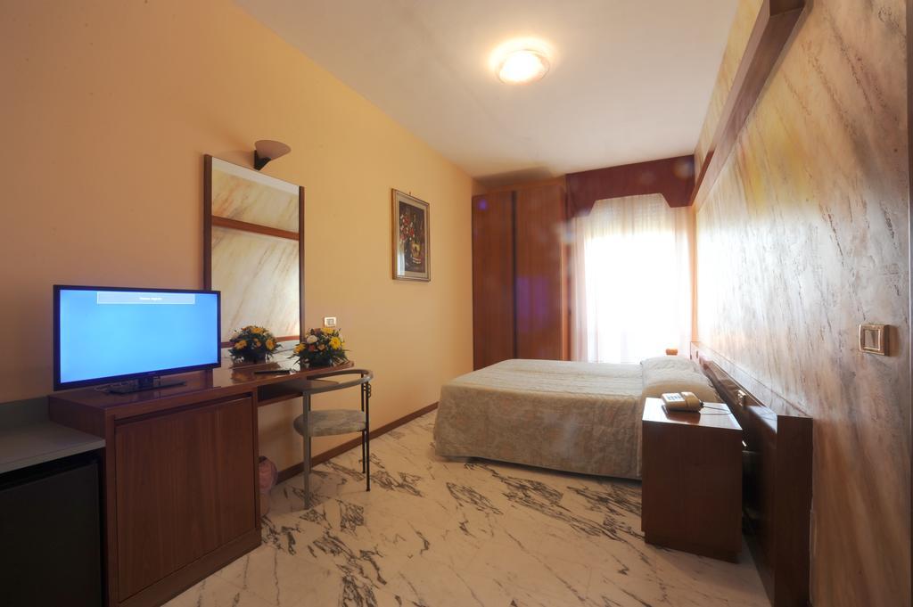 Hotel Excelsior Monticchio  Eksteriør billede
