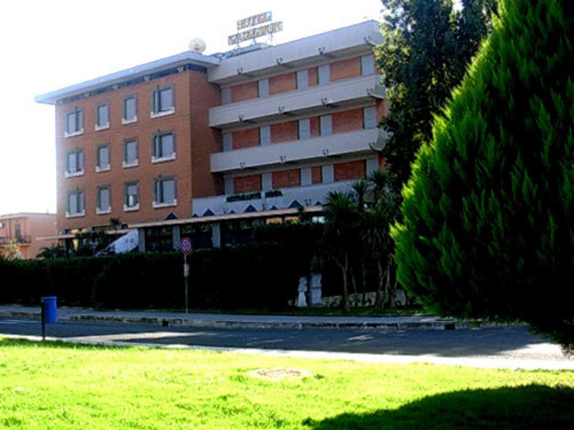 Hotel Excelsior Monticchio  Eksteriør billede